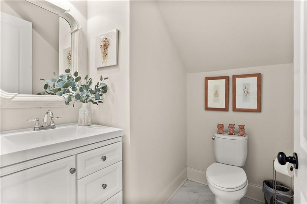 14-Powder Room18 Arbor Circle