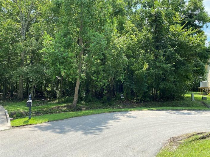 19 Sugarberry Place, New Orleans, LA 70131, Lot 5 The Arbors Estates