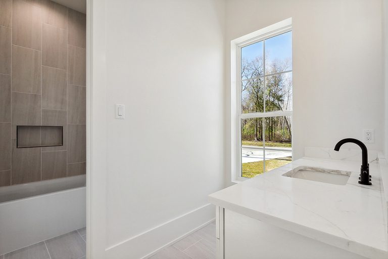 18 Arbor Lane, New Orleans, LA 70131 The Arbors Estates