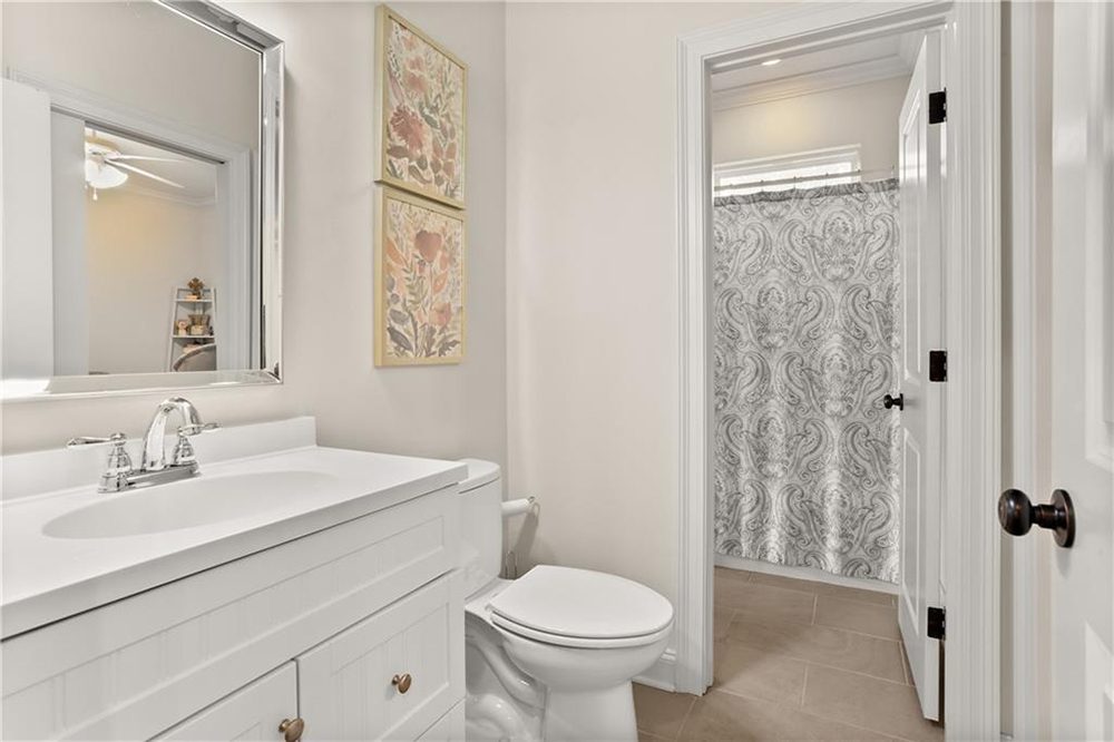 23-Shower Tub Combo 18 Arbor Circle