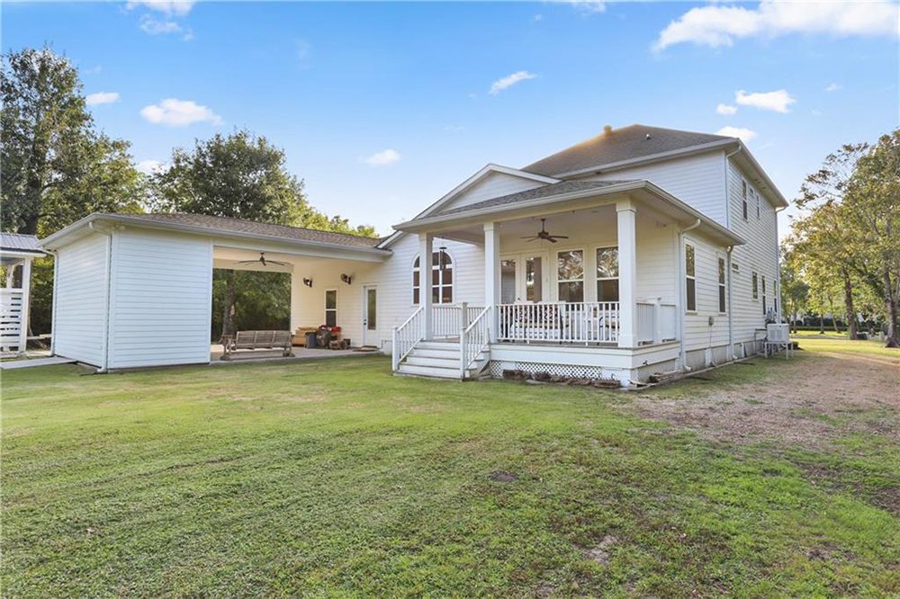 29-Huge Backyard